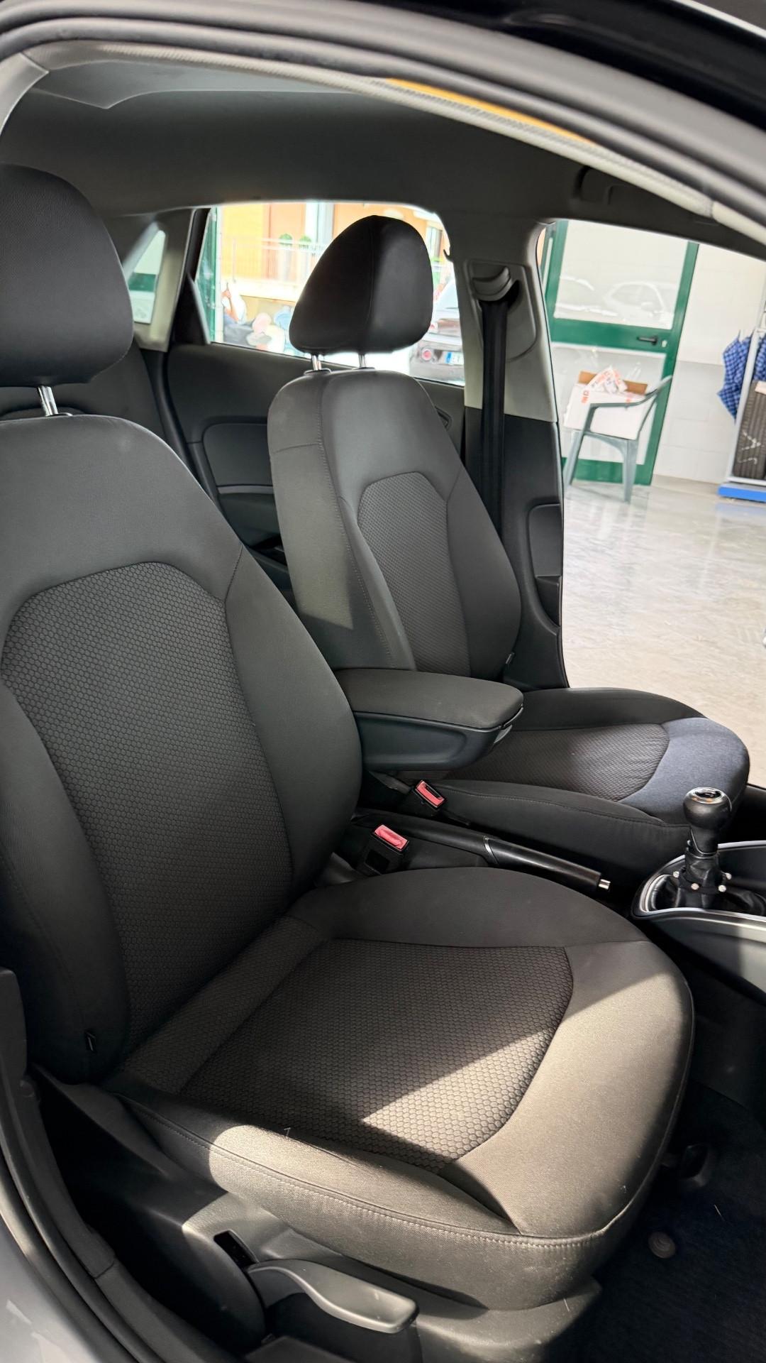 Audi A1 1.6 TDI S line edition