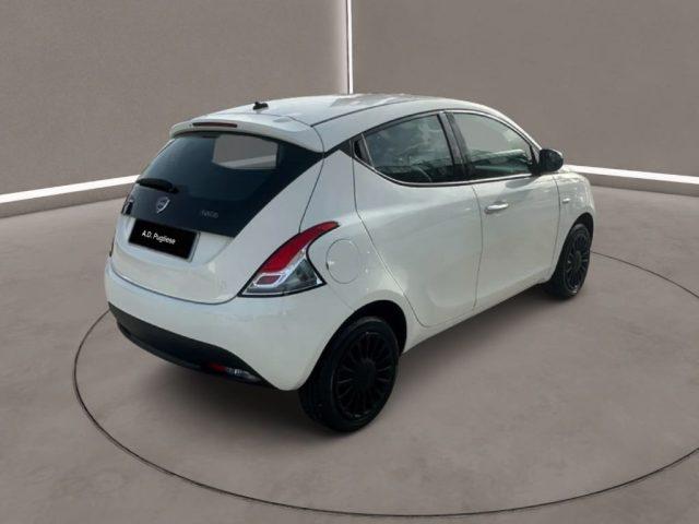 LANCIA Ypsilon 3ª serie - 1.0 FireFly 5 porte S&S Hybrid Si
