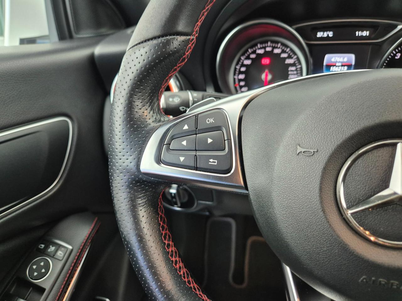 Mercedes-Benz CLA 220 d Shooting Brake AMG Line