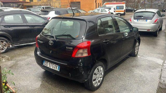 TOYOTA Yaris 1.4 D-4D 5 porte Sol m-mt