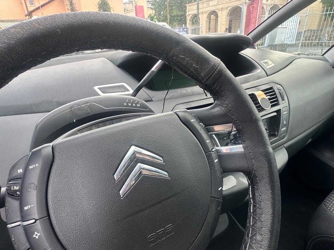 Citroen C4 1.6 HDi 110CV FAP Exclusive