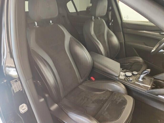 Alfa Romeo Stelvio 2.9 Bi-Turbo V6 510 CV AT8 Quadrifoglio