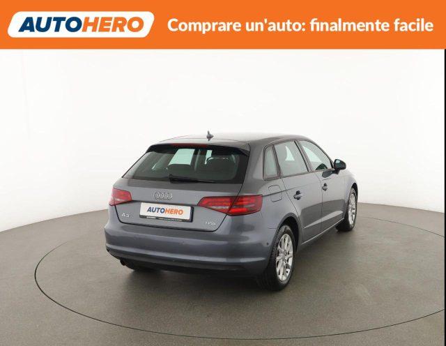 AUDI A3 SPB 1.2 TFSI 110 CV Attraction