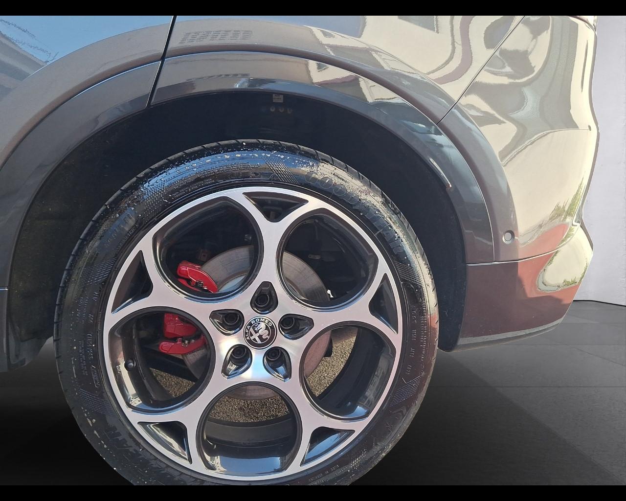 ALFA ROMEO Tonale My23 Plug In Hybrid Q4280cv Veloce