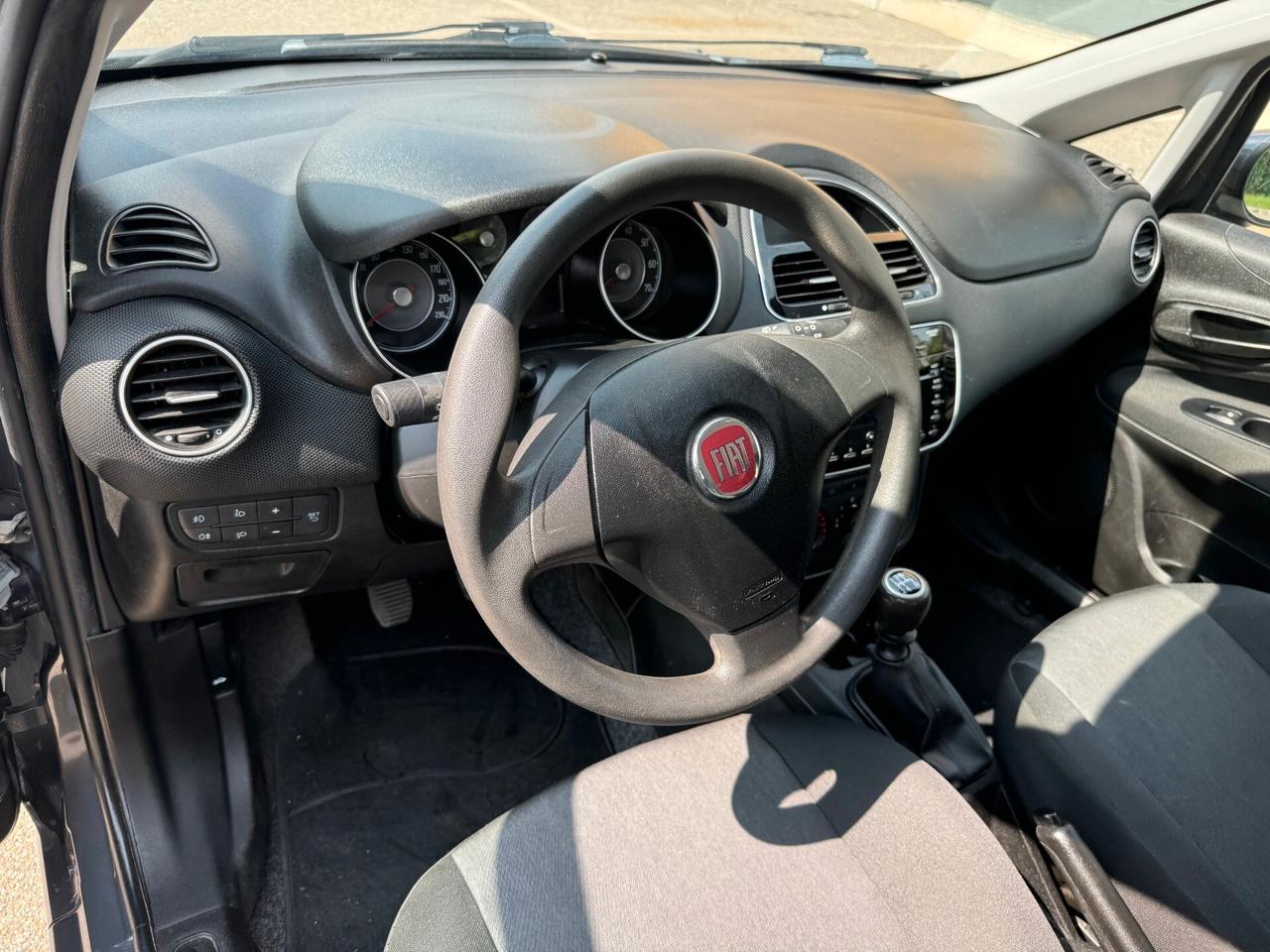 Fiat Punto 1.2 - NEOPATENTATI - 12 MESI DI GARANZIA -