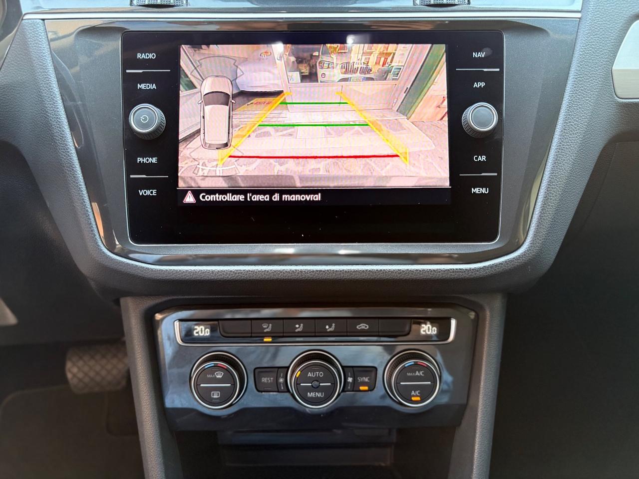 Volkswagen Tiguan 2.0 TDI DSG R-Line FULL/LED/NAV