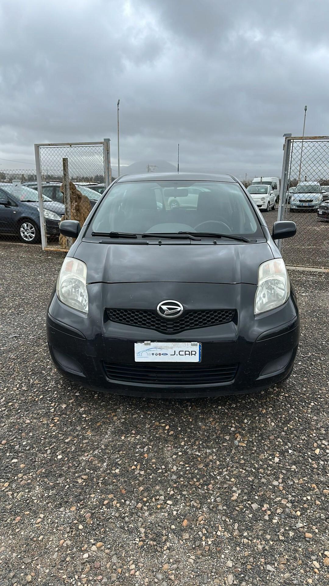 Daihatsu Charade 1.3 B You Five