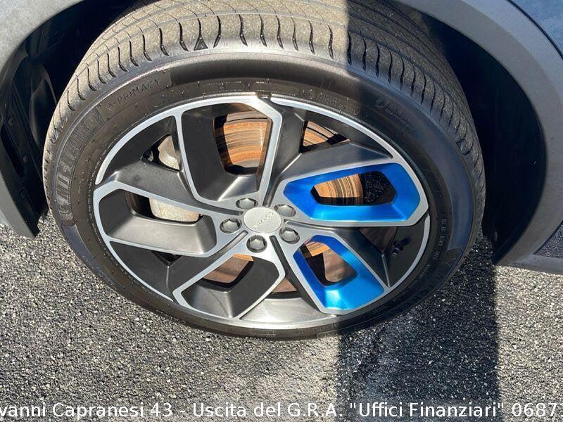 Lynk & Co 01 01 PHEV