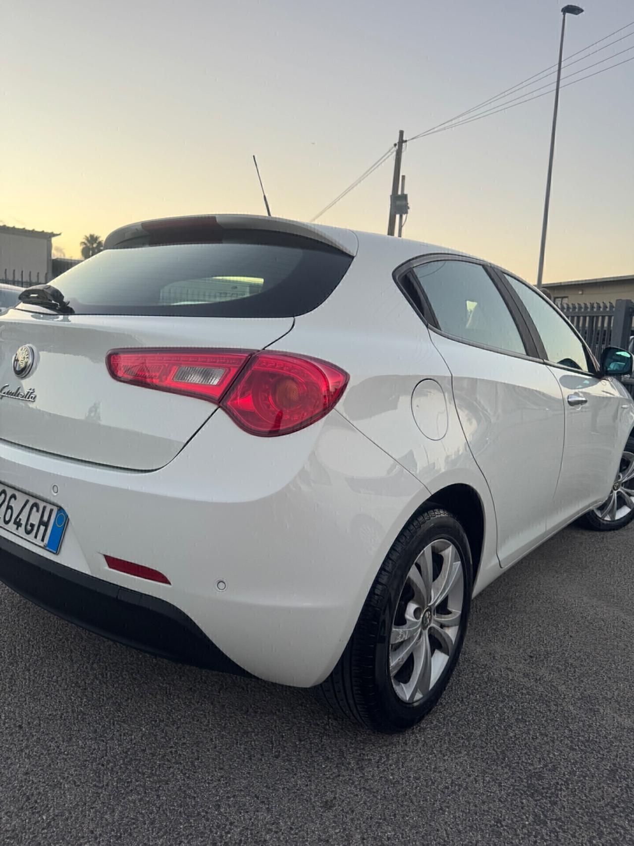 Alfa Romeo Giulietta 1.4 Turbo 105 CV Progression