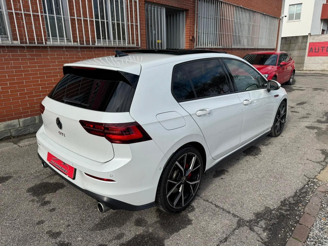 Volkswagen Golf GTI 2.0 TSI Performance 245cv dsg