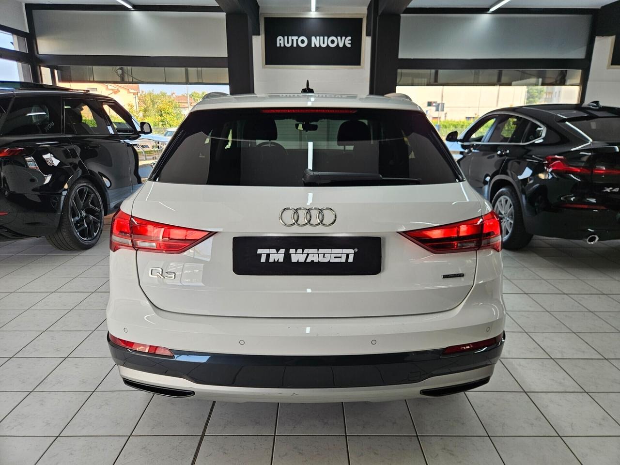Audi Q3 35 2.0 tdi Business quattro s-tronic