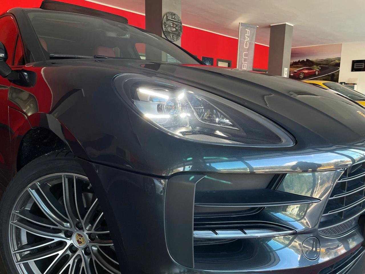 PORSCHE MACAN 2.0 250cv PDK IPERFULL