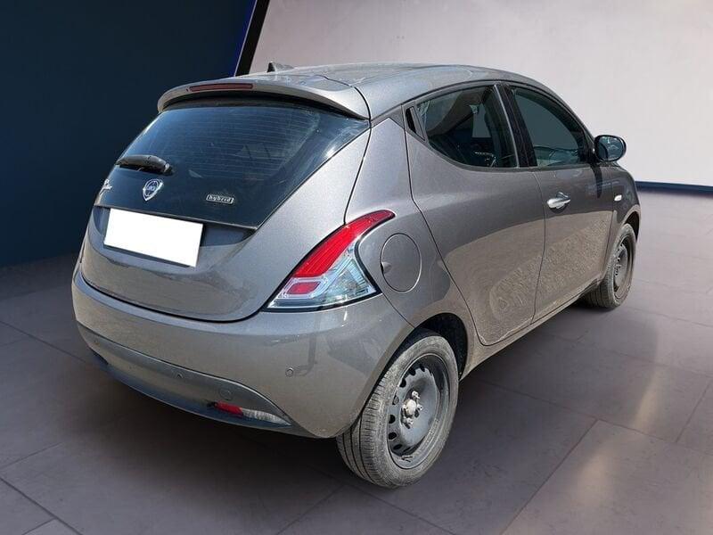 Lancia Ypsilon III 2021 1.0 hybrid Silver s&s 70cv
