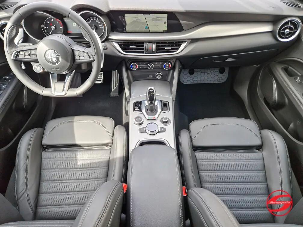Alfa Romeo Stelvio 2.2 Turbodiesel 210 CV AT8 Q4 Veloce