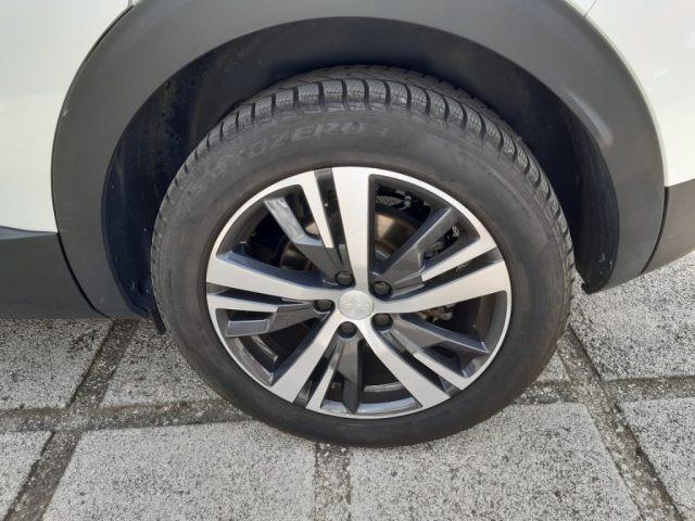PEUGEOT 3008 BlueHDi 130 S&S EAT8 GT