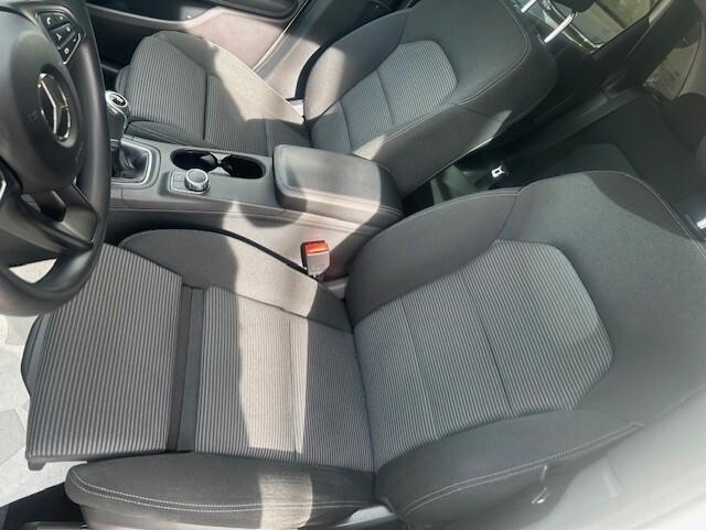 MERCEDES CLASSE B SOLI 112 MILA KM