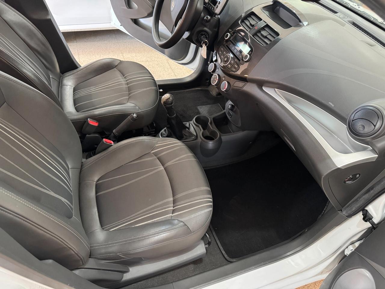 Chevrolet Spark 1.0 cc. 68CV 5 Porte OK NEOPATENTATI