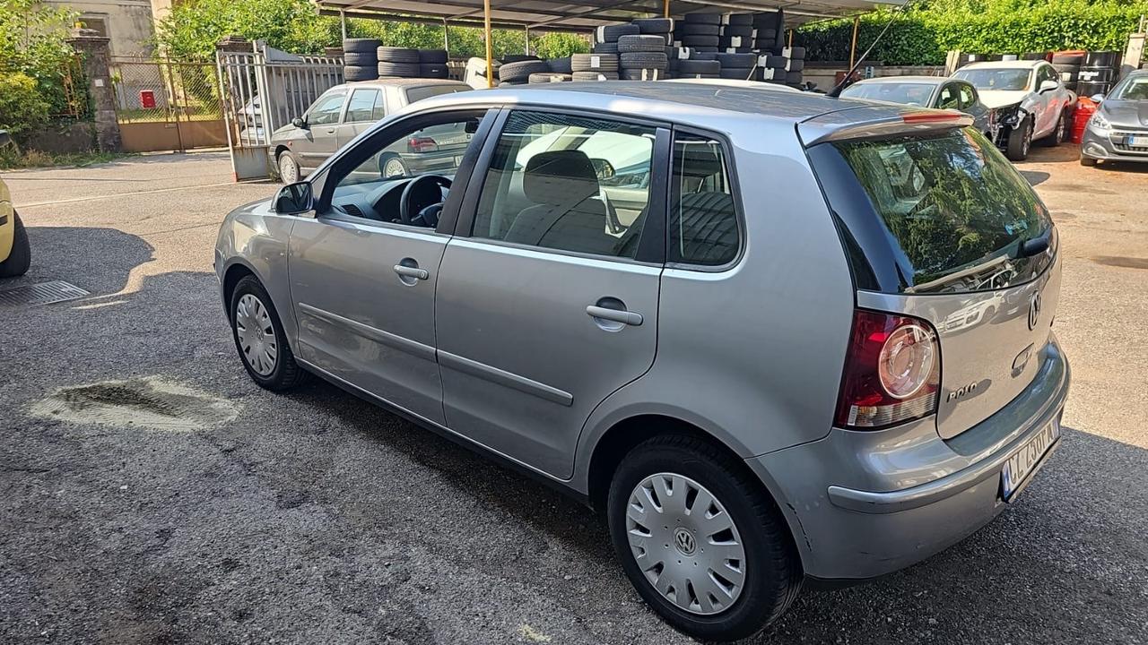 Volkswagen Polo 1.4/80CV TDI 5p. Sportline
