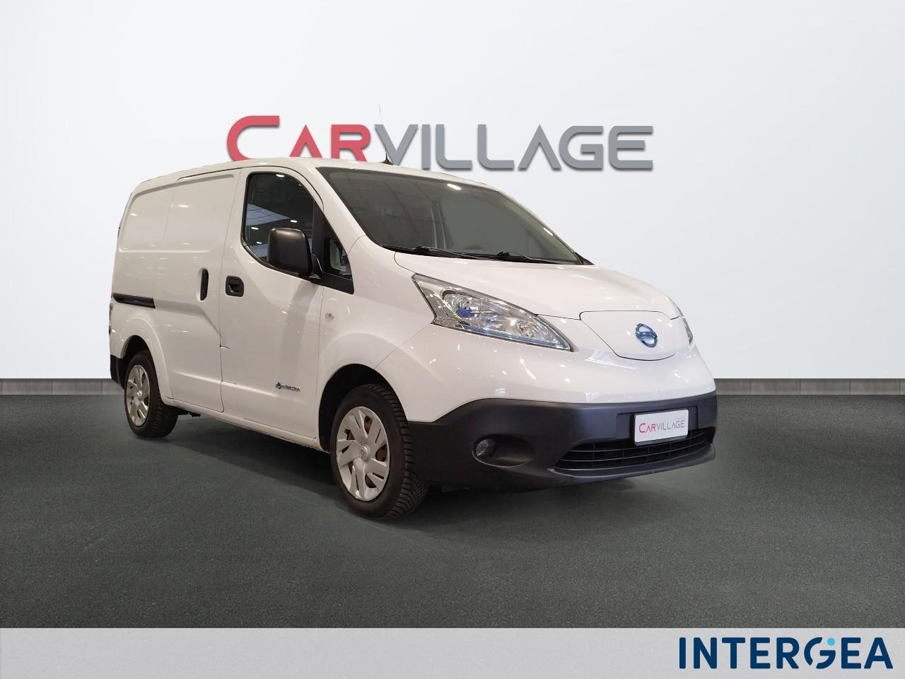 NISSAN e-nv200 5p
