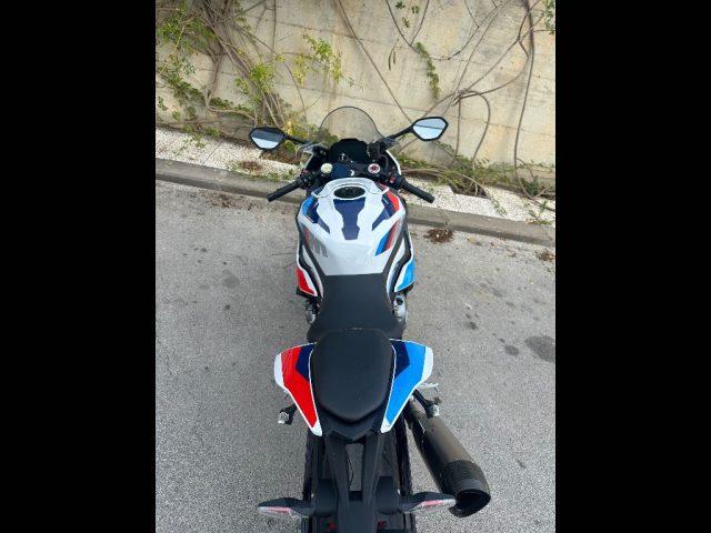 BMW M 1000 RR -