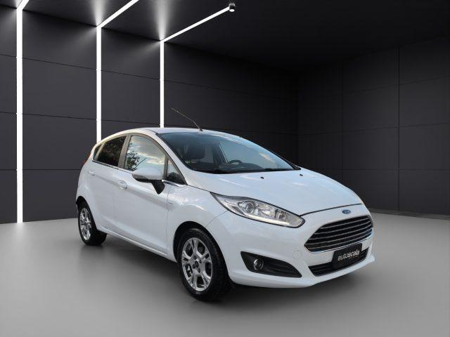 FORD Fiesta 1.5 TDCi 75CV 5 porte Titanium