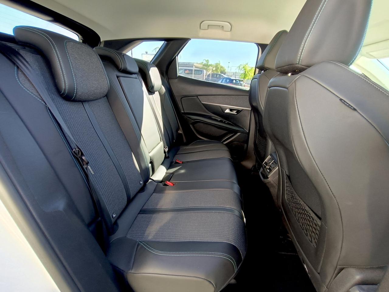 Peugeot 3008 BlueHDi 130 S&S EAT8 Allure - 2021