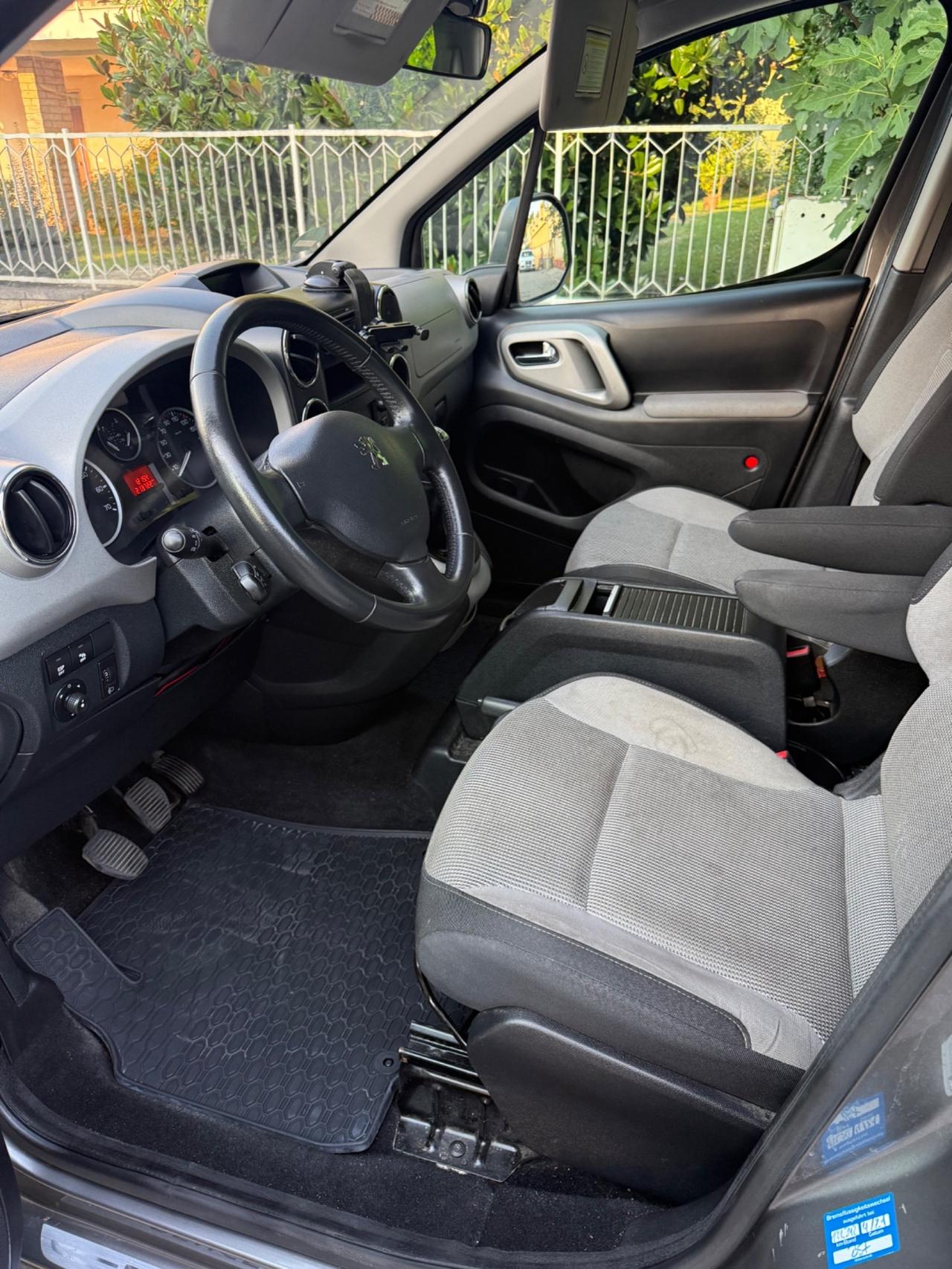 Peugeot Partner Tepee 1.6 HDi 110CV Outdoor