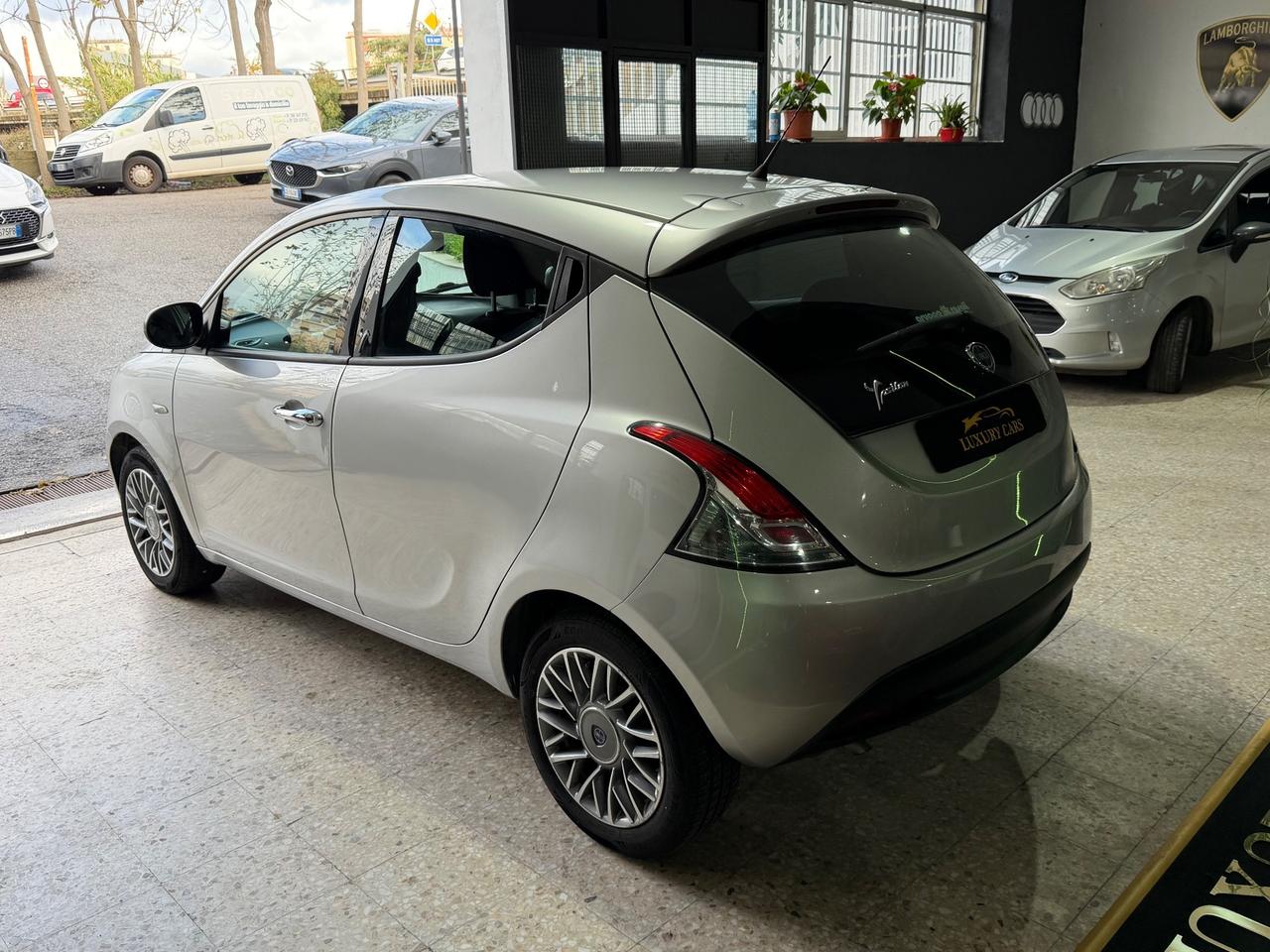 Lancia Ypsilon 1.2 69 CV 100 MILA KM