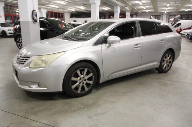 TOYOTA Avensis 2.2 D-4D Wagon Executive 150CV