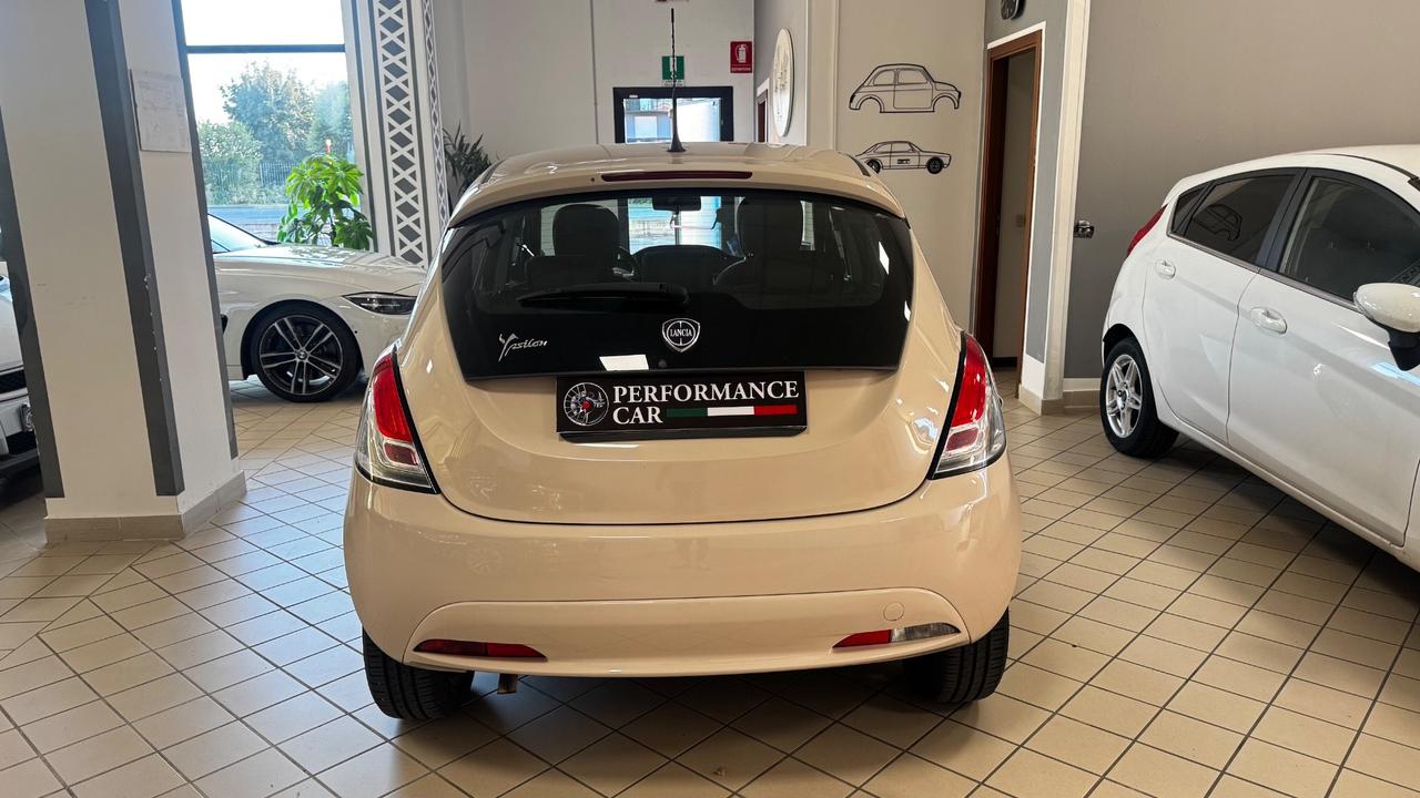 Lancia Ypsilon 1.2 69 CV 5 porte GPL Ecochic Elefantino