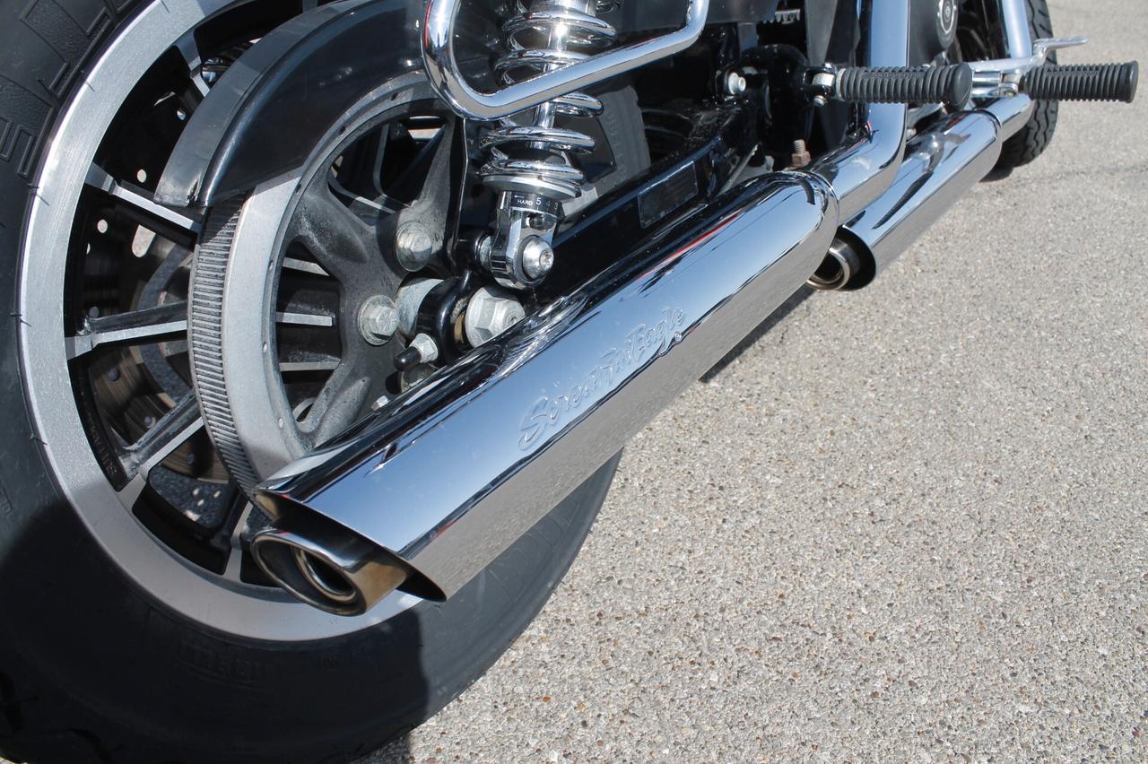 Harley-davidson 883 Sportster R XL883R