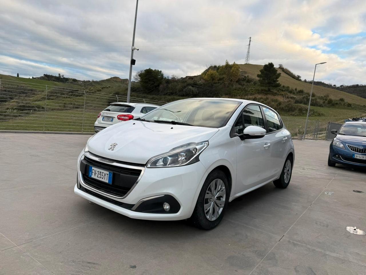 Peugeot 208 BlueHDi 100 S&S 5 porte Active