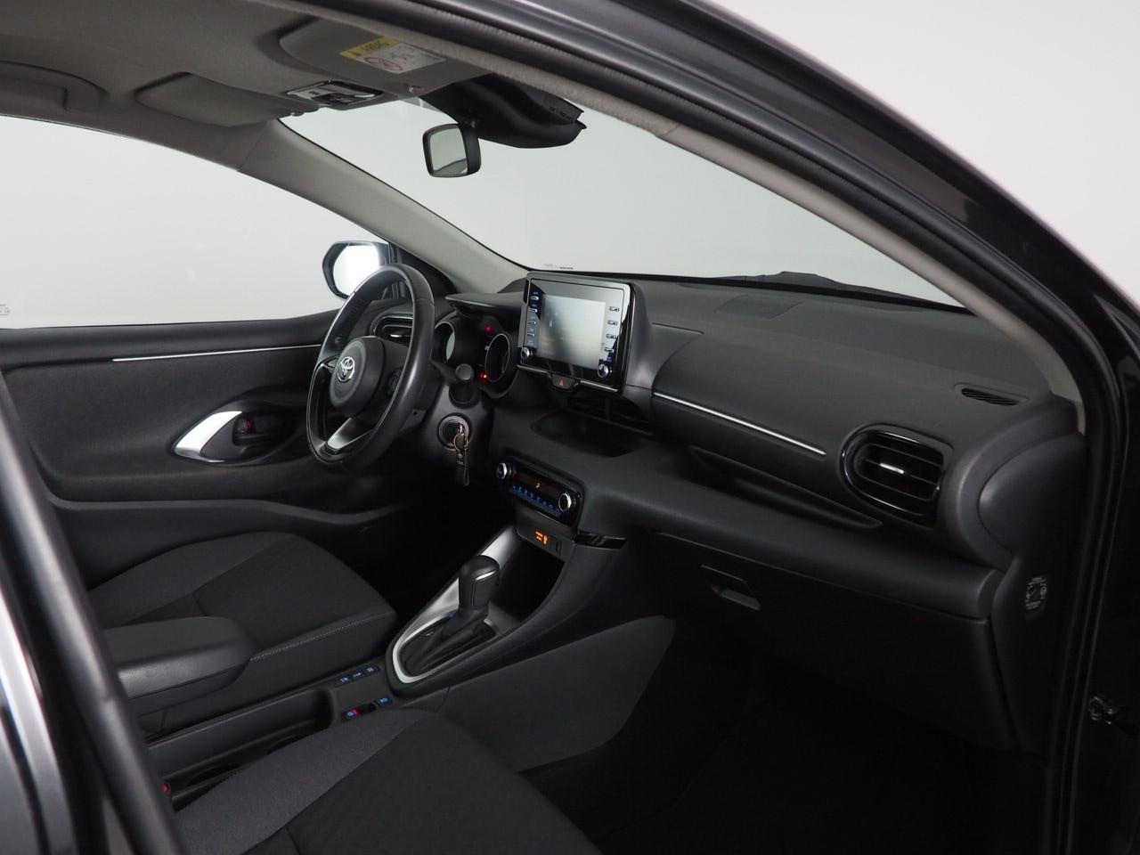 TOYOTA Yaris IV 2020 - Yaris 1.5h Trend
