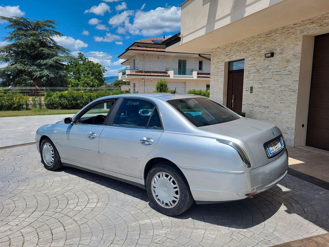 Lancia Thesis 2.4 JTD 150 cv CAMBIO MANULAE *** AMMIRAGLIA ITALIANA ***