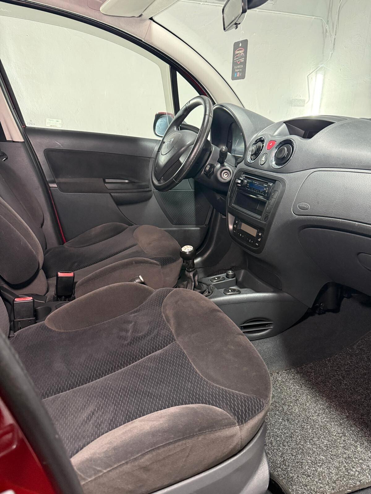 Citroen C3 1.1 airdream Gold by Pinko