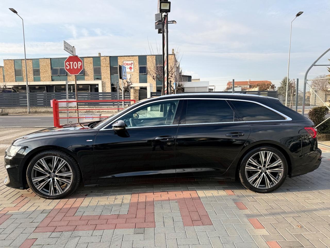 Audi A6 Avant 45 3.0 TDI quattro tiptronc S-LINE INTERNO ESTERNO