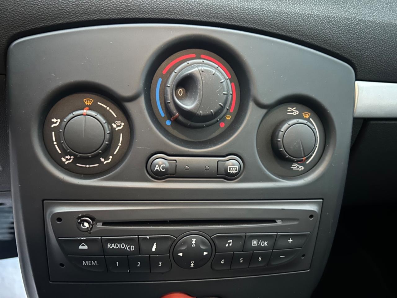 Renault Clio 1.5 dCi 85CV Climatizzatore