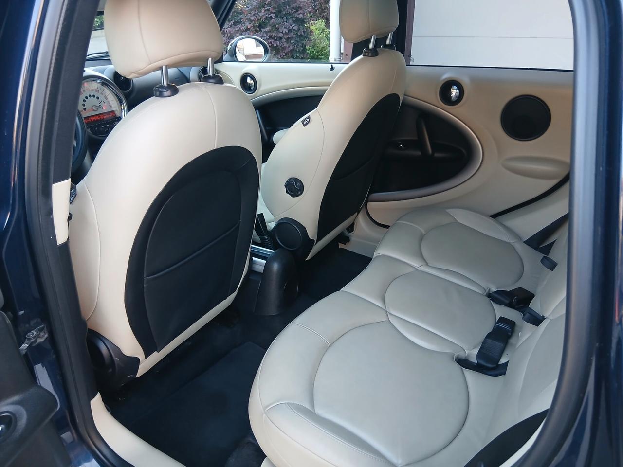 Mini Cooper D Countryman 1.6 full optional in pronta consegna