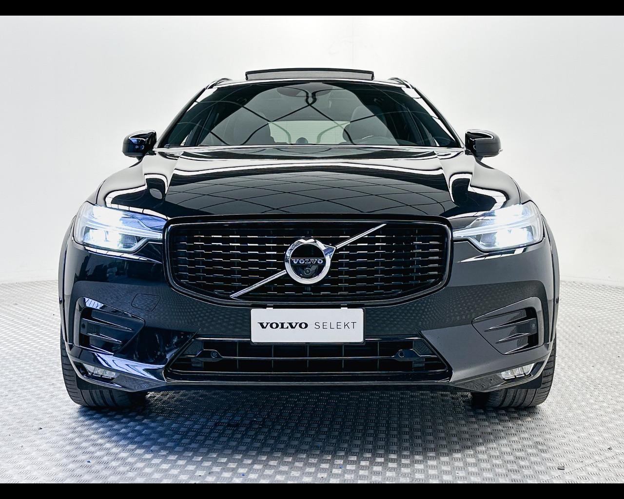 VOLVO XC60 (2017-->) - XC60 B5 (d) AWD Geartronic R-design
