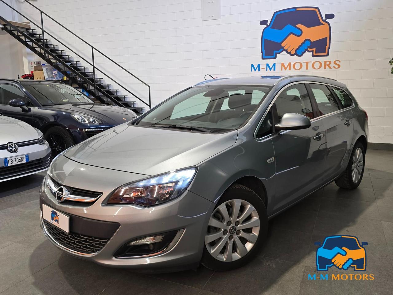 Opel Astra Sports Tourer 1.6 cdti (ecoflex) Cosmo s&s 136cv