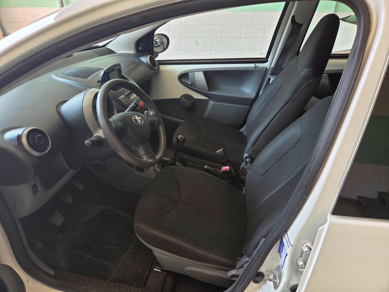 Toyota Aygo 1.0 12V VVT-i 5 porte Lounge