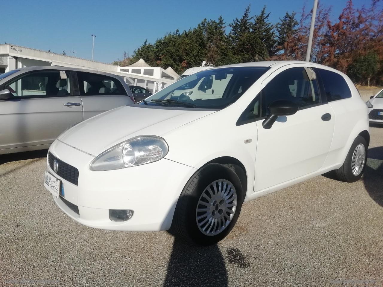 FIAT Grande Punto 1.3 MJT 75 CV 5P SPEED