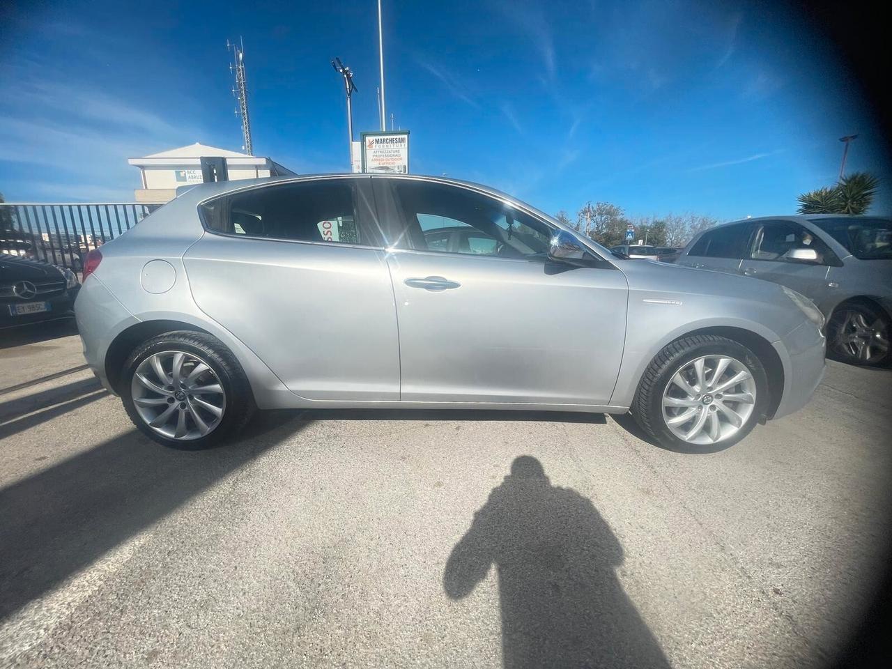 Alfa Romeo Giulietta 2.0 JTDm-2 140 CV Exclusive