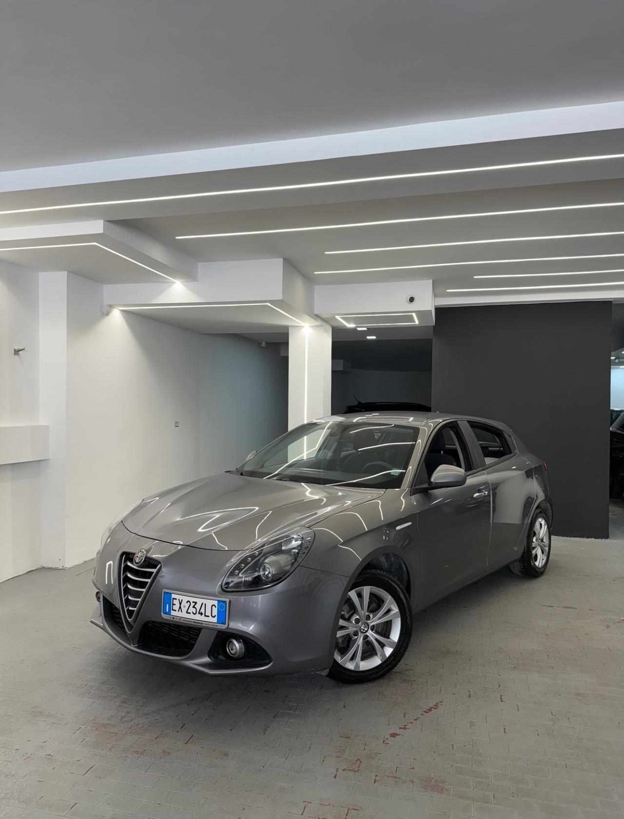 Alfa Romeo Giulietta 1.6 JTDm-2 105 CV Distinctive