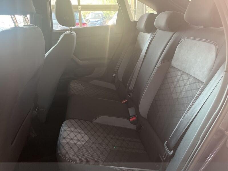 Volkswagen Taigo 1.5 TSI 150CV R-LINE DSG