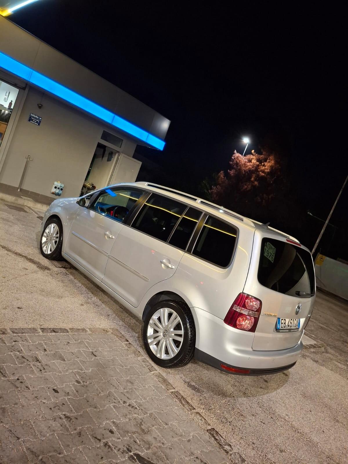 Volkswagen Touran 2.0 TDI 140 CV Highline