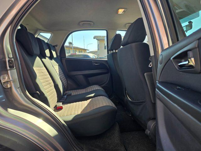 FIAT Sedici 1.6 16V 4x4 Dynamic Clima Autom C.L 16" Radio CD