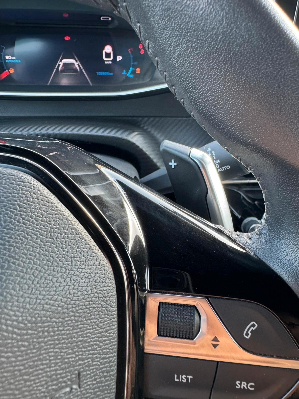 Peugeot 2008 BlueHDi 130 S&S EAT8 Allure Pack