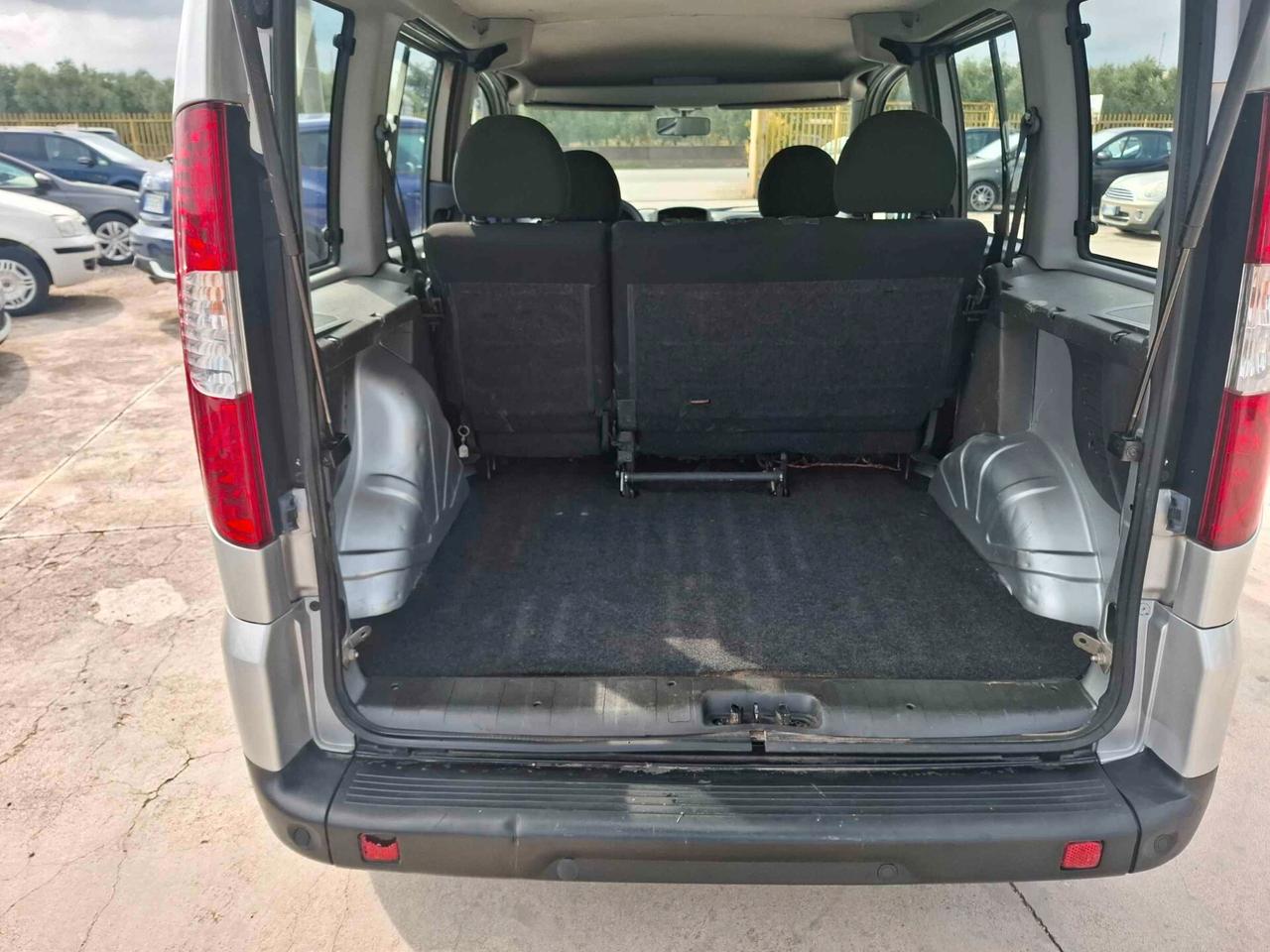 Fiat Doblò 1.9 MJT 120 CV Dynamic - 2009 5 POSTI