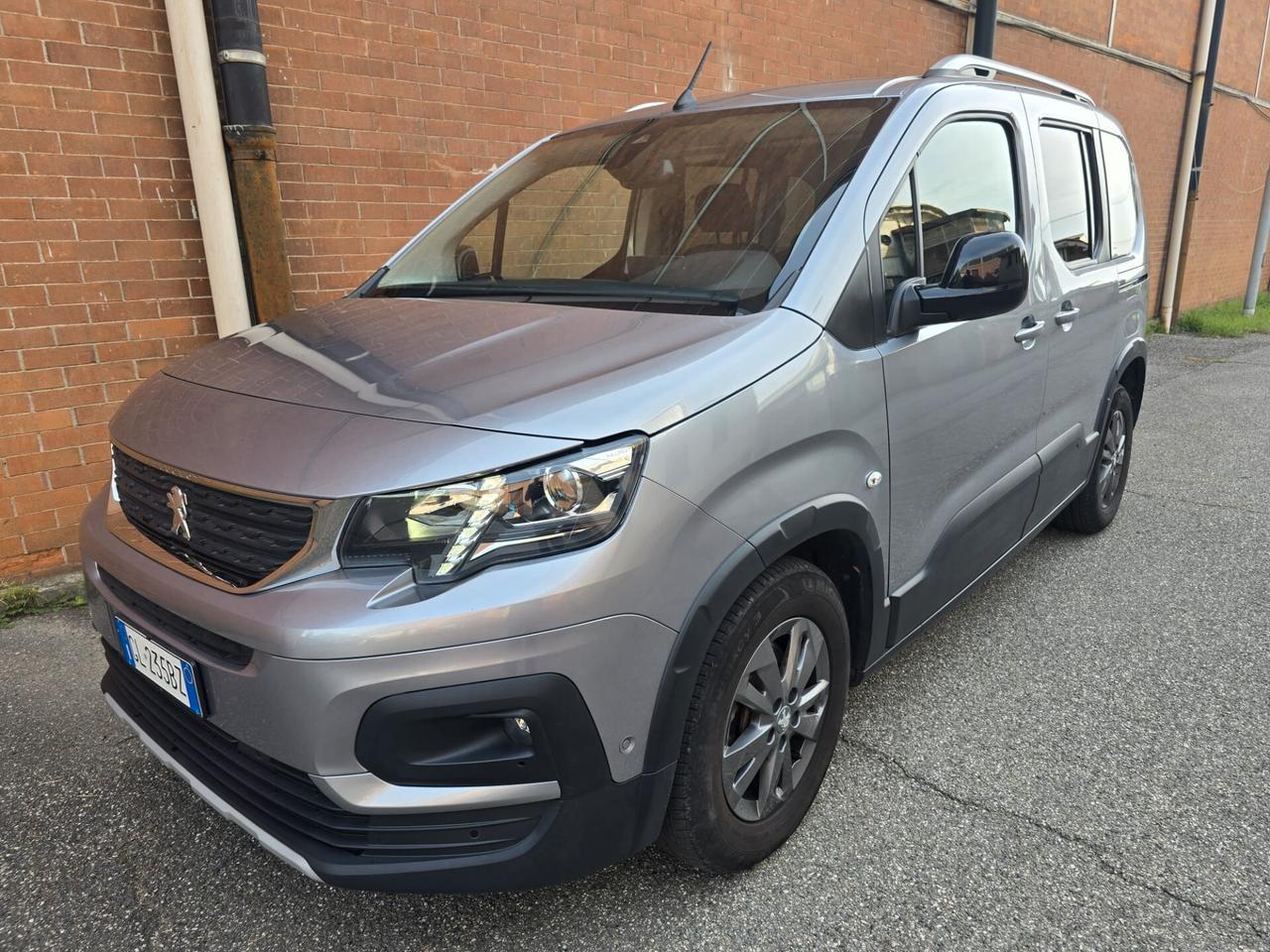 Peugeot Rifter Mix BlueHDi 130 S&S PC Allure Standard